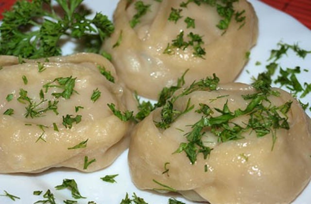 Манты с овощами